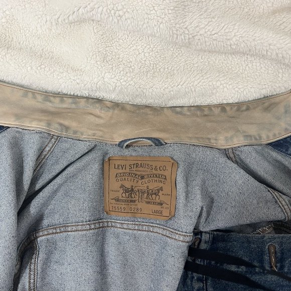 Vintage Levi's denim jacket with leather collar men's size L - Picture 14 of 14